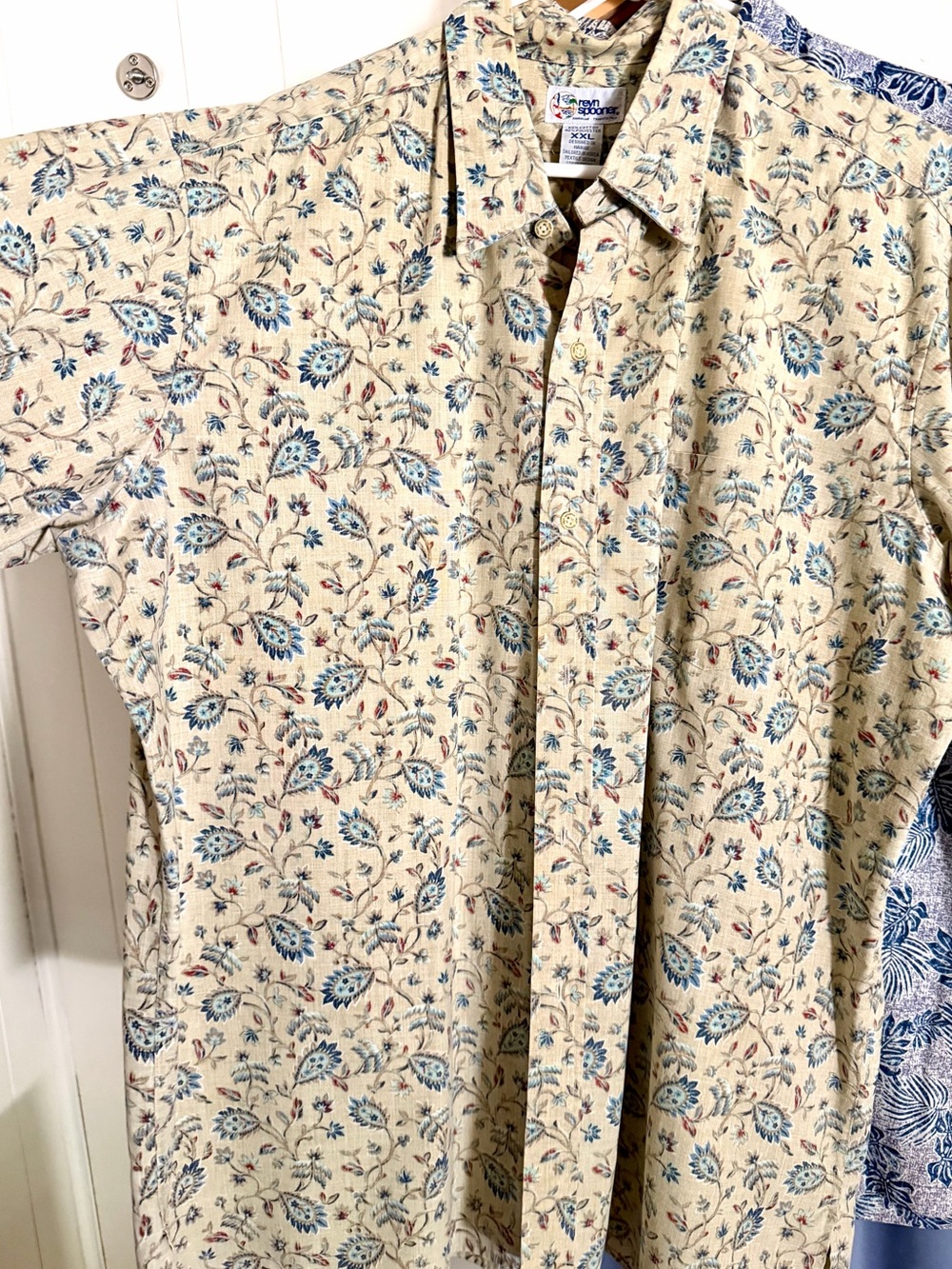 Vintage Men’s Reyn Spooner Hawaiian Shirt Paisley Floral Print Creamy Yellow XXL